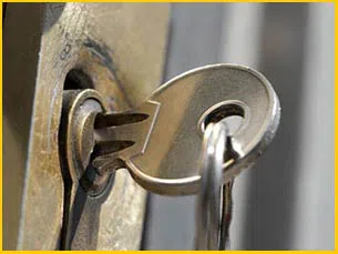 Maple High Six Corners MA Locksmith Maple High Six Corners, MA 413-282-7587