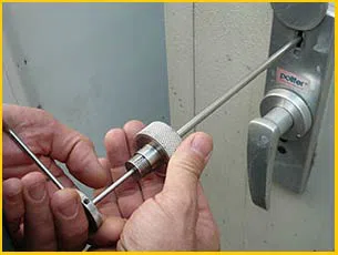 Maple High Six Corners MA Locksmith Maple High Six Corners, MA 413-282-7587